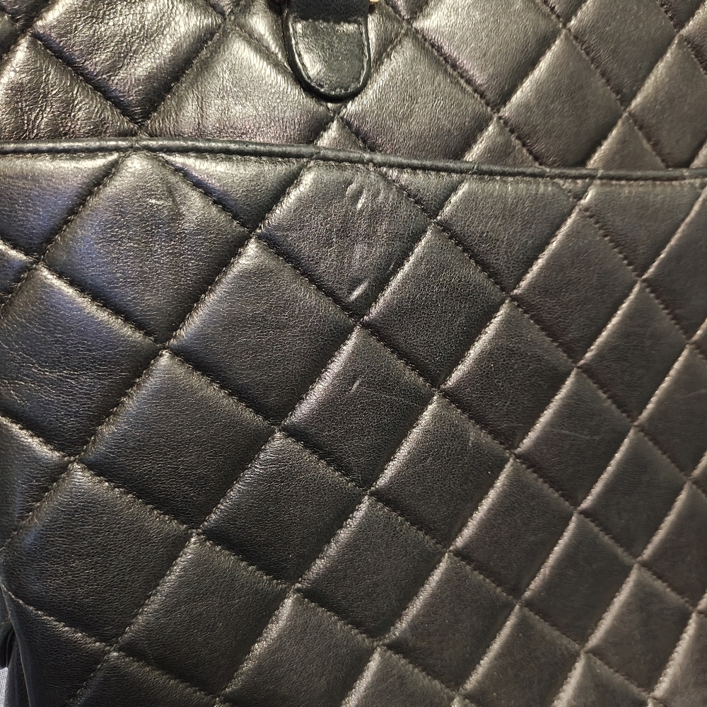 Chanel Black Quilted Dome Bag - Picture 2 of 16